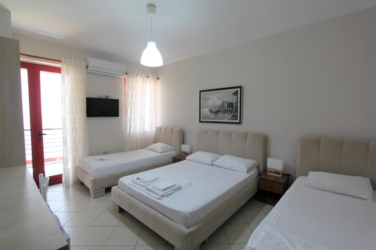 Hotel Veizi Himare Exterior photo